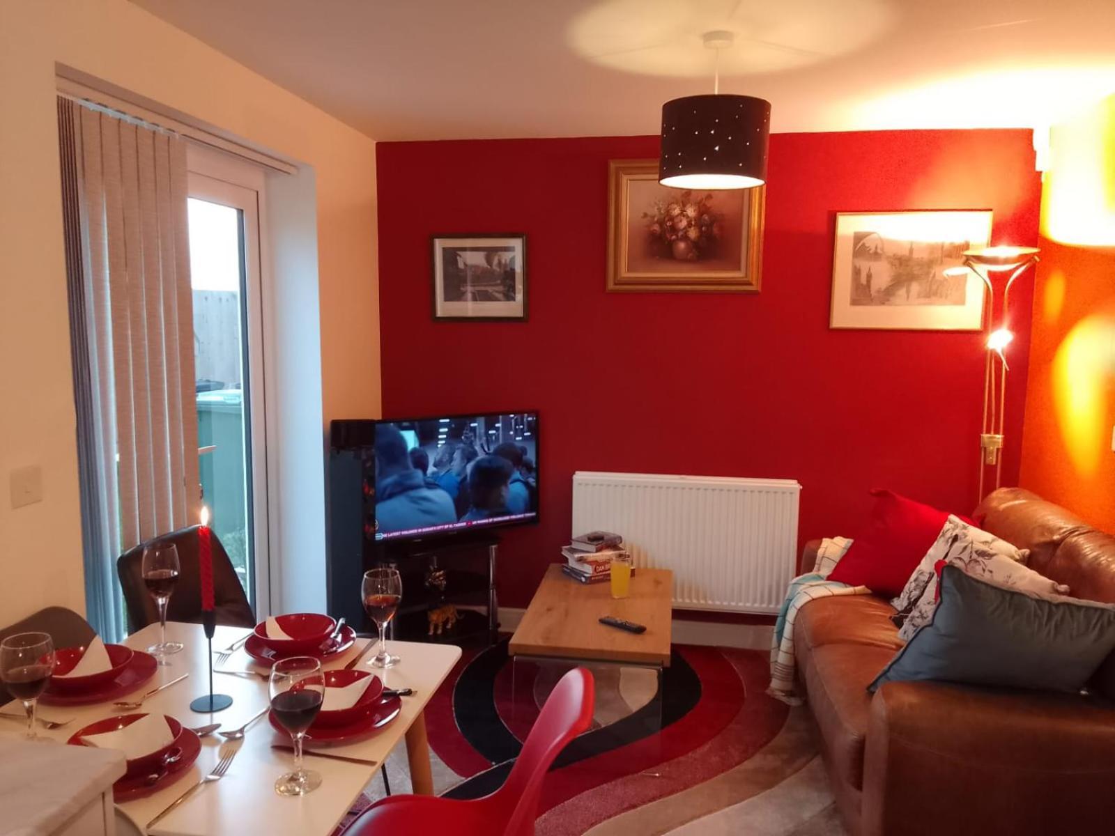 Cosy Stay In Walsall By Ideal Home Bloxwich المظهر الخارجي الصورة