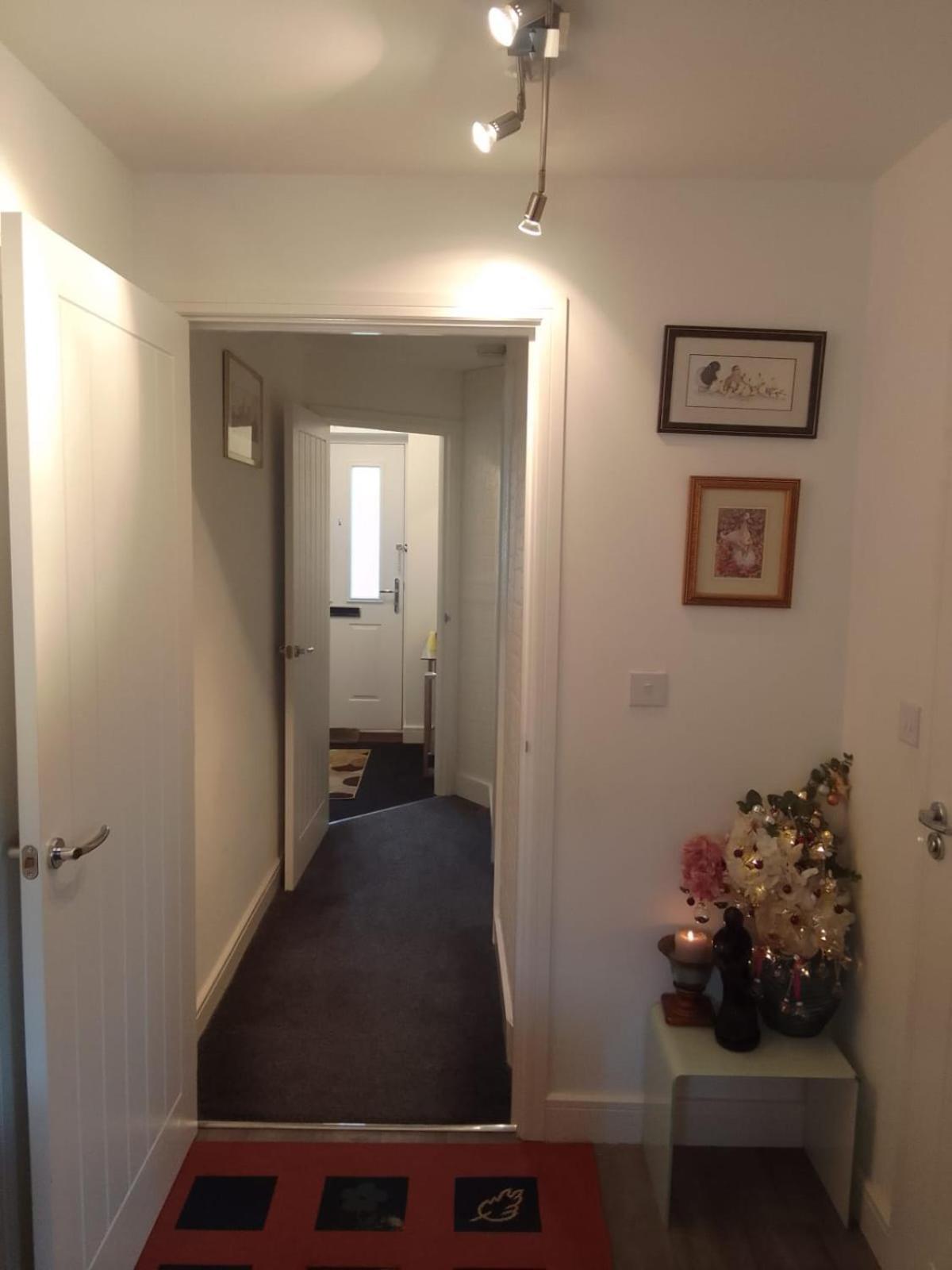 Cosy Stay In Walsall By Ideal Home Bloxwich المظهر الخارجي الصورة