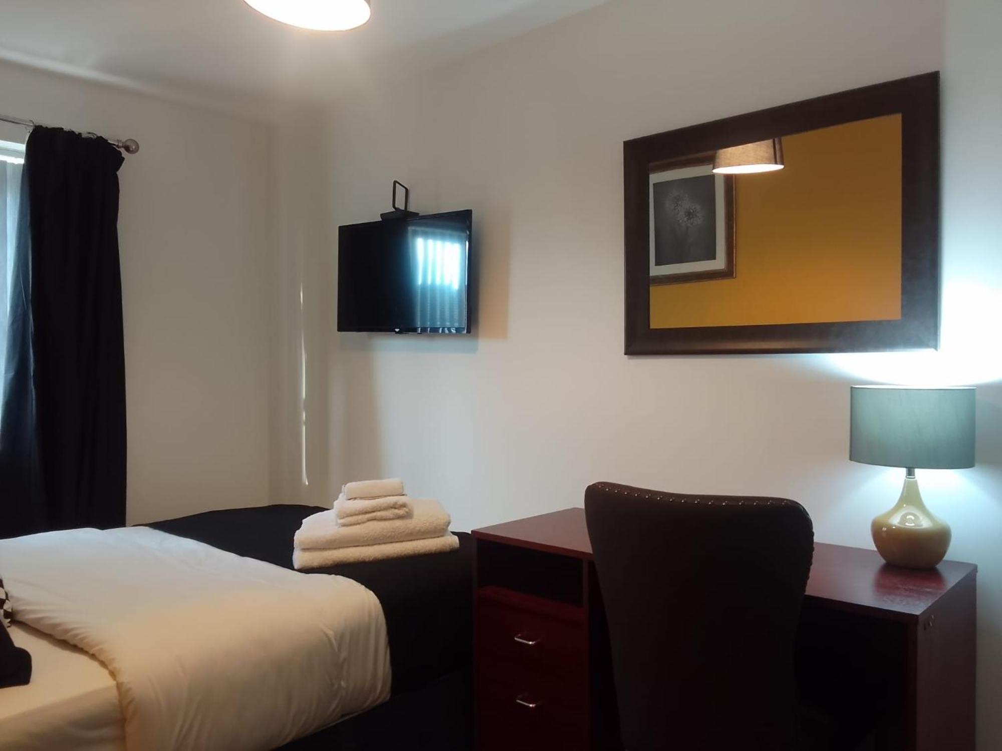 Cosy Stay In Walsall By Ideal Home Bloxwich المظهر الخارجي الصورة